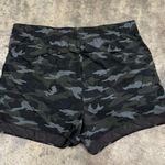 Athleta camo printed mesh racer run shorts 4” 2XL Photo 3