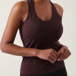 Athleta NWT Momentum Seamless Tank Top in a Cabernet Shine Color Size XS Photo 0