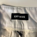 EXPRESS Women's  Bermuda Stripe Shorts White Gray Midi Low-Rise  Size 6 GUC #7406 Photo 2