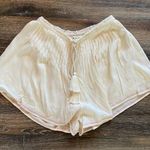 Lost + Wander  Boho Cream Embroidered Hem Shorts Size Medium Photo 0