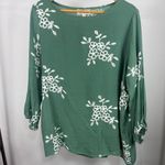 Woman’s Green Top with White Floral Embroidery Size 2X Photo 0