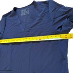 FIGS  Casma Three Pocket Scrub Top Navy Blue Womens XL Photo 6