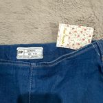 Free People NWT  Woman’s Jeggings Size 26 Medium Wash Raw Hem Pull‎ On Lightweig Photo 6