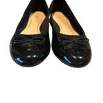 Clarks  women’s‎ Patent Leather Black Flats with Bow size 10 Photo 2