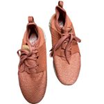 New Balance  Tennis shoes Photo 1