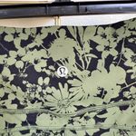 Lululemon In Movement Short Everlux 2.5" SIZE 10 Photo 7