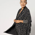 Barefoot Dreams  Charcoal Leopard Wrap Photo 0