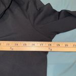 Vuori  Women's Studio Half Zip in black size M Photo 3