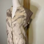 Young Fabulous and Broke Young, Fabulous & Broke beige tie-dye sleeveless button-down top size L Photo 3