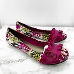 Fergalicious Alana Pink Chevron Print Ruffle Flats Women's Shoes Size 9M Photo 5