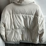 Merokeety Cream Puffer Jacket Photo 2