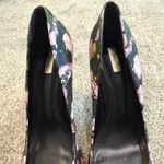 Schutz  40 floral pointy toe gold chain trim heels stilettos 2278 Photo 6