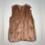Neiman Marcus ⨠CUSP by Faux Fur Vest S ā Blush Tan Plush Gilet š¤(C10) Photo 1
