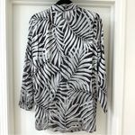 Vintage Mondi Gray & Black Tropical Leaf Pattern Button Down Silk Shirt, Size L Size L Photo 7
