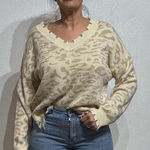 Pink Lily Tan Leopard Print Distressed Sweater Sz M Photo 0