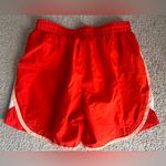 Nike  Athletic Shorts Lightweight Design Photo 3