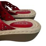 Cliffs White Mountain Cynthia Womens 9.5 3D Flower Thong Comfort Sandals Red Photo 1