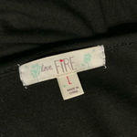 black short sleeve skater dress Photo 3