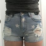 Vestique Star Jean Shorts  Photo 0