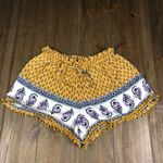 About A Girl About a‎ girl shorts Photo 1