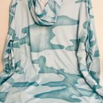 Avid Moisture Wicking Camouflage Outdoors Hoodie Blue Size M Photo 3
