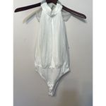 TCEC  Pleated Organza Bodysuit In White NWT Rear Bow Detail‎ Stretchy Size Medium Photo 1