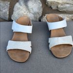 Vionic  white wedge sandals size 8 Photo 1