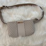 Michael Kors NWT  Vanilla Logo Belt Bag – Size S/M – Gold Hardware Photo 1