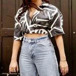 ZARA Twist Crop Charcoal/Cream Abstract Tropical Print Resort Wear Top Sz XS🧡 Photo 4