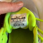 Nike  Women’s Vomer 8 Running Sneaker Tennis Shoes Size 10 Photo 5