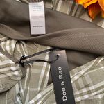 Doe & Rae ✅3/$30✅ NWT  Olive Green Sleeveless Plaid Tank Top | MEDIUM | Photo 4