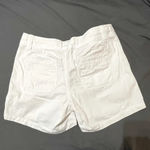 Magellan outdoors Magellan Women’s White Drawstring Shorts‎ 5” with Pockets Size 12 Photo 1