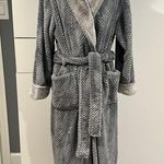Carole Hochman  bath robe . Size‎ M Photo 0