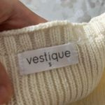 Vestique Off White Cropped Tank Top Photo 3