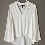 BCBGMAXAZRIA sz XS white career blouse Photo 0