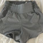 Lululemon Hotty Hot Short High-Rise 2.5” Photo 0