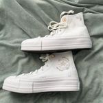 Converse Platform Photo 2