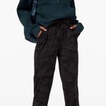 Lululemon Keep Moving Pant 7/8 High-Rise Heritage 365 Camo Deep Coal Size 2 EUC Photo 0