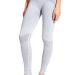 Lululemon Athleta Size Small Light Grey High-Rise Flurry Base Layer Leggings. Photo 0