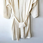 Victoria's Secret Victoria’s Secret Gold Label Vintage Crinkle Robe Size M/L‎ Medium Large Cream Photo 3