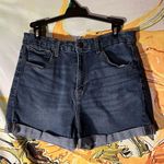 No Boundaries Woman Shorts Photo 0