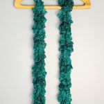 Handmade Green Frilly Scarf Photo 0