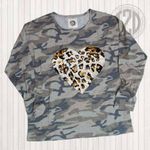Womens Tees2UrDoor Boutique Sequin Leopard Heart & Camo Long Sleeve Pullover 2X Green Size XXL Photo 1