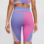 Nike  Sculpt Icon Clash Biker Shorts Photo 5