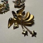 Lot of 3 Gold Tone Brooch Pins Photo 3