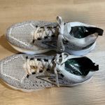 Brooks  Glycerin 20 Women Running Size 9  Gray White Lace Up Sneakers Comfort Photo 7