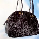 EXPRESS  croc-embossed purse Photo 1