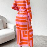 Pink and orange dress Photo 1