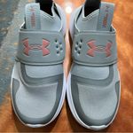 Under Armour New UA Run Play Sneakers gray white pink size 7.5 pull on Photo 1