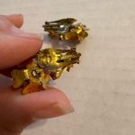 Vintage Rhinestone Hand Painted Rose Flowers Gold Tone Austria Clip On Earrings Photo 2